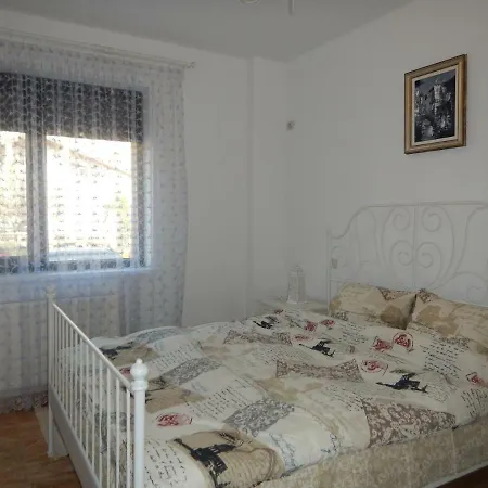 Tequila Sunrise Apartment
